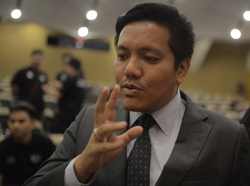 PKR Youth deputy chief Dr Afif Bahardin has stated his support for a coalition to push for institutional reforms. – The Malaysian Insider file pic, February 29, 2016.