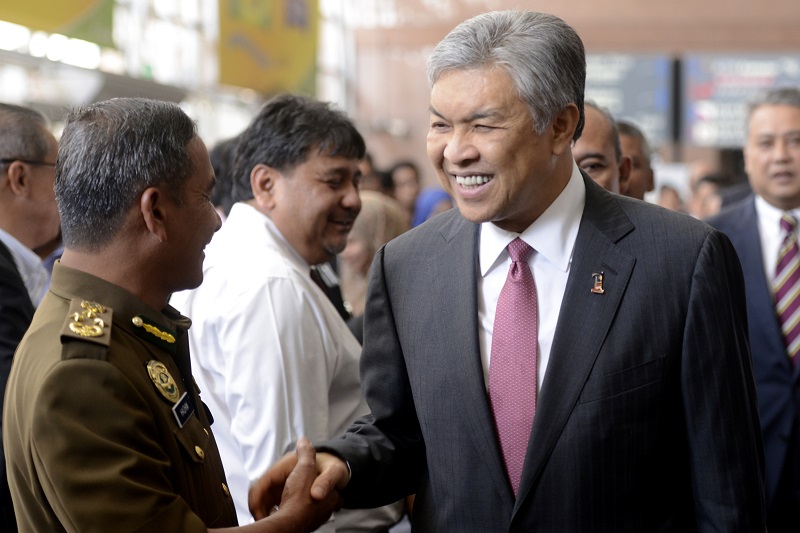 Datuk Seri Ahmad Zahid Hamidi has chided former government leaders for accusing Putrajaya of flip-flop decisions. – The Malaysian Insider pic by Najjua Zulkefli, February 20, 2016.