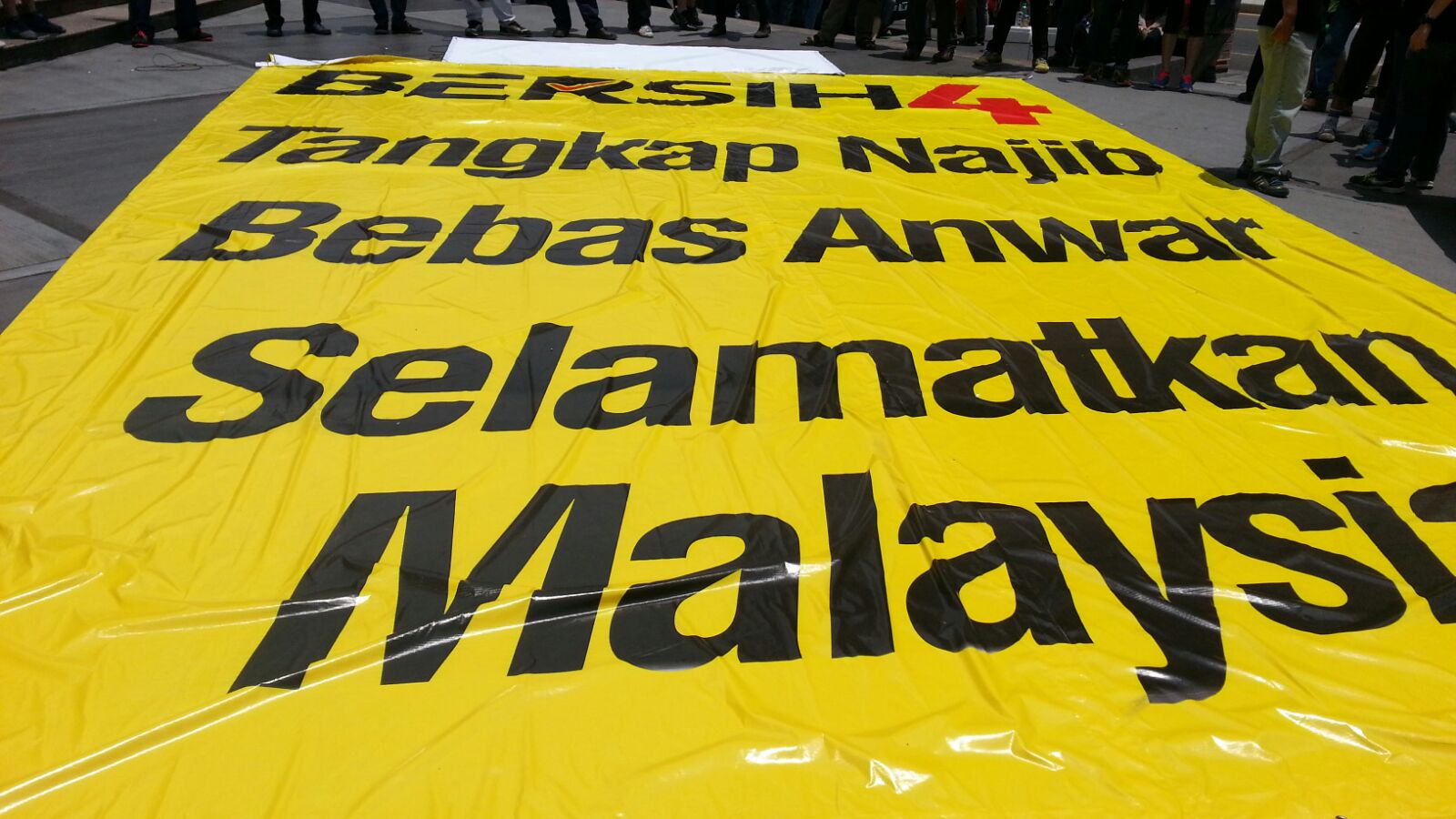 Bersih 4 participants took to the streets of Kuala Lumpur last month to demand Prime Minister Datuk Seri Najib Razak's ouster over his handling of the economy and the RM2.6 billion ‘donation’ channelled into his private bank accounts. – The Malaysian Insider file pic, September 9, 2015.