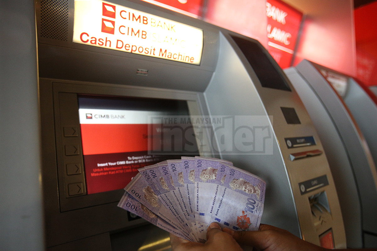 Getting a loan from banks requires paperwork and civil servants who have maxed out on their loan repayments find it hard to borrow legally. – The Malaysian Insider file pic, March2, 2016.