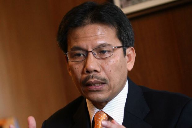 Home Ministry secretary-general Datuk Alwi Ibrahim says the suspension of two The Edge publications was made after the ministry scrutinised their reports on 1MDB. – kualalumpurpost.com pic, July 25, 2015.