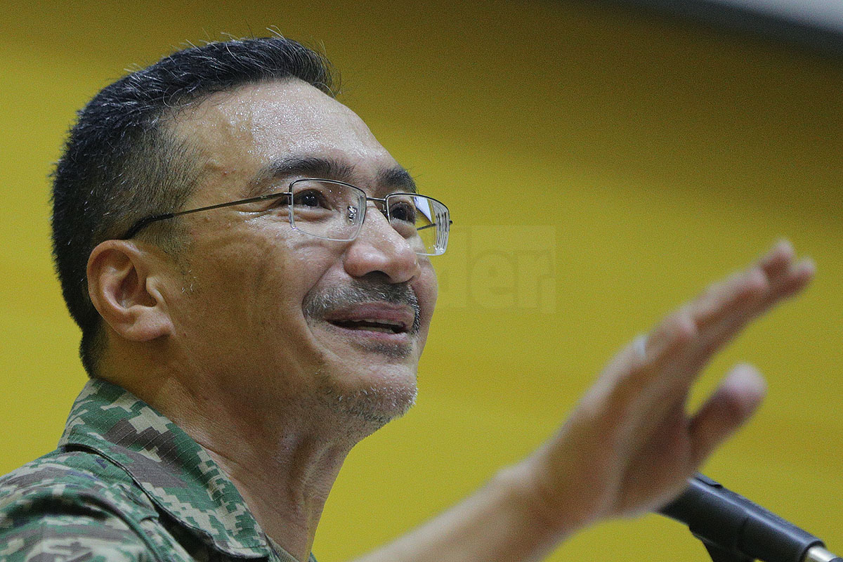 Defence Minister Datuk Seri Hishammuddin Hussein said the presence of Chinese coast guard ships outside the Gugusan Beting Patinggi Ali waters is under control. – The Malaysian Insider file pic, February 13, 2016. 