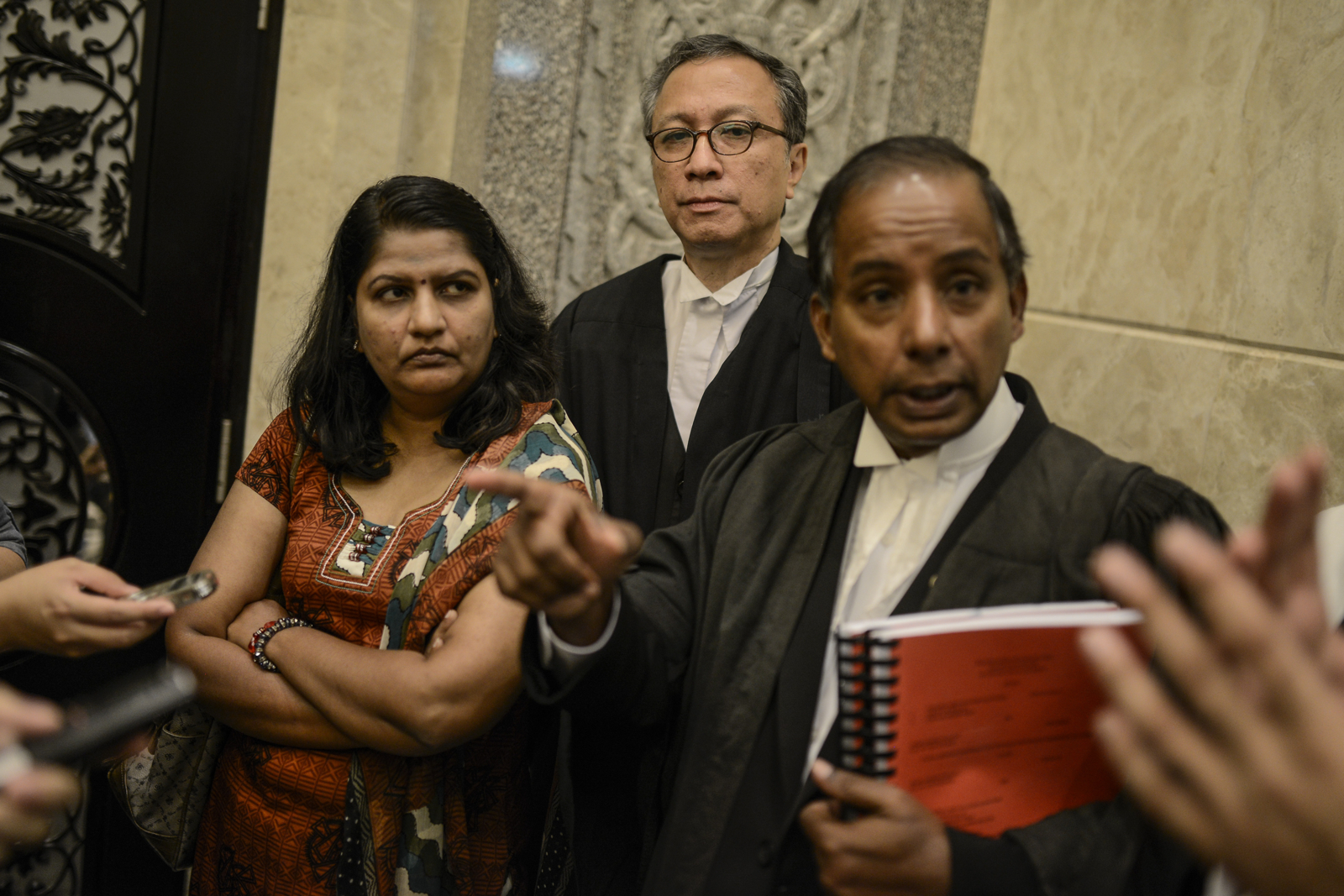 All M. Indira Gandhi (left) wants is to see her daughter Prasana Diksa, who is with her father. On the right is lawyer M. Kula Segaran. – The Malaysian Insider pic by Nazir Sufari, December 30, 2015.