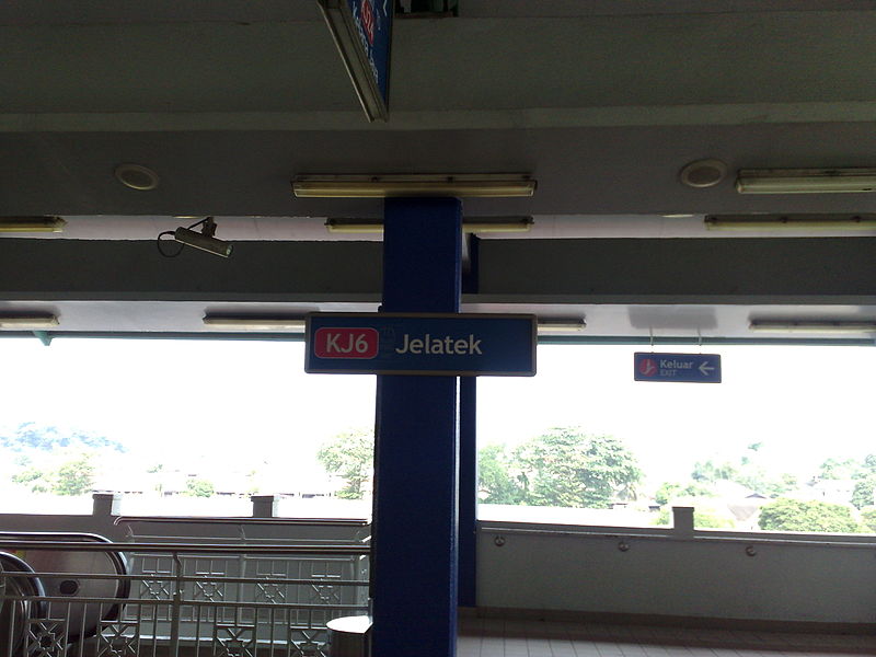 Senjata dan dokumen berkaitan Isis dirampas polis di Stesen LRT Jelatek di Ampang, semalam. – Gambar Wikipedia, 16 Januari, 2016.