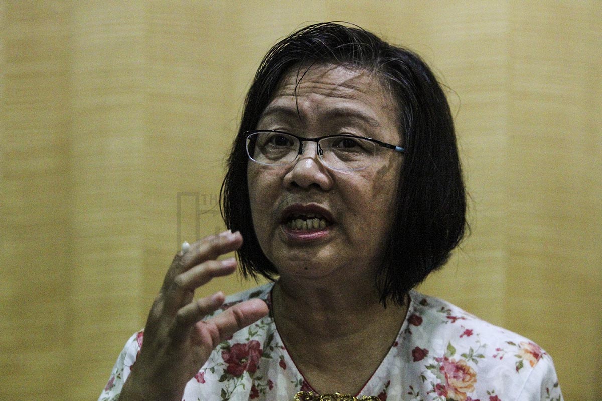 Bersih 2.0 chairperson Maria Chin Abdullah speaks during a press conference after a meeting with officials from the Kuala Lumpur City Hall at its headquarters today. – The Malaysian Insider pic by Seth Akmal, August 18, 2015.