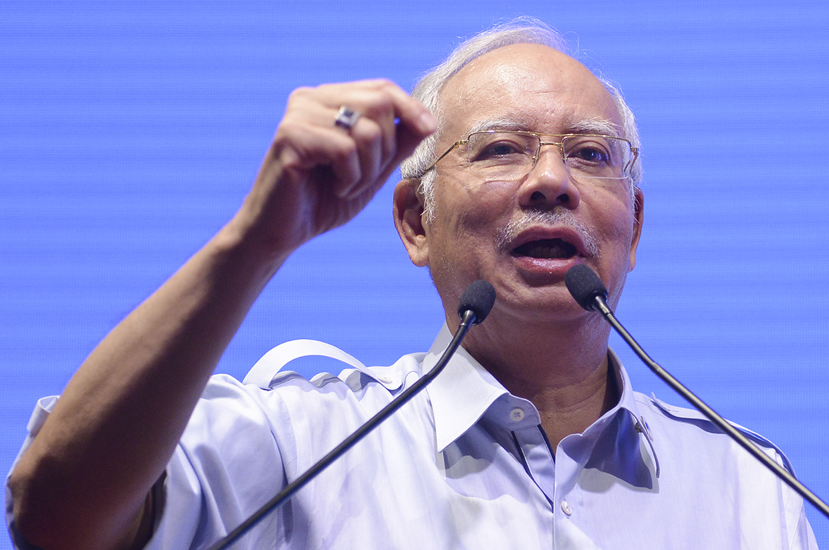 Perdana Menteri Datuk Seri Najib Razak berkata rakyat perlu belajar daripada pengalaman pahit negara-negara seperti Mesir, Syria, Libya dan mereka yang terlibat dalam kebangkitan ‘Arab Spring’. – Gambar fail The Malaysian Insider, 12 Mac, 2016.