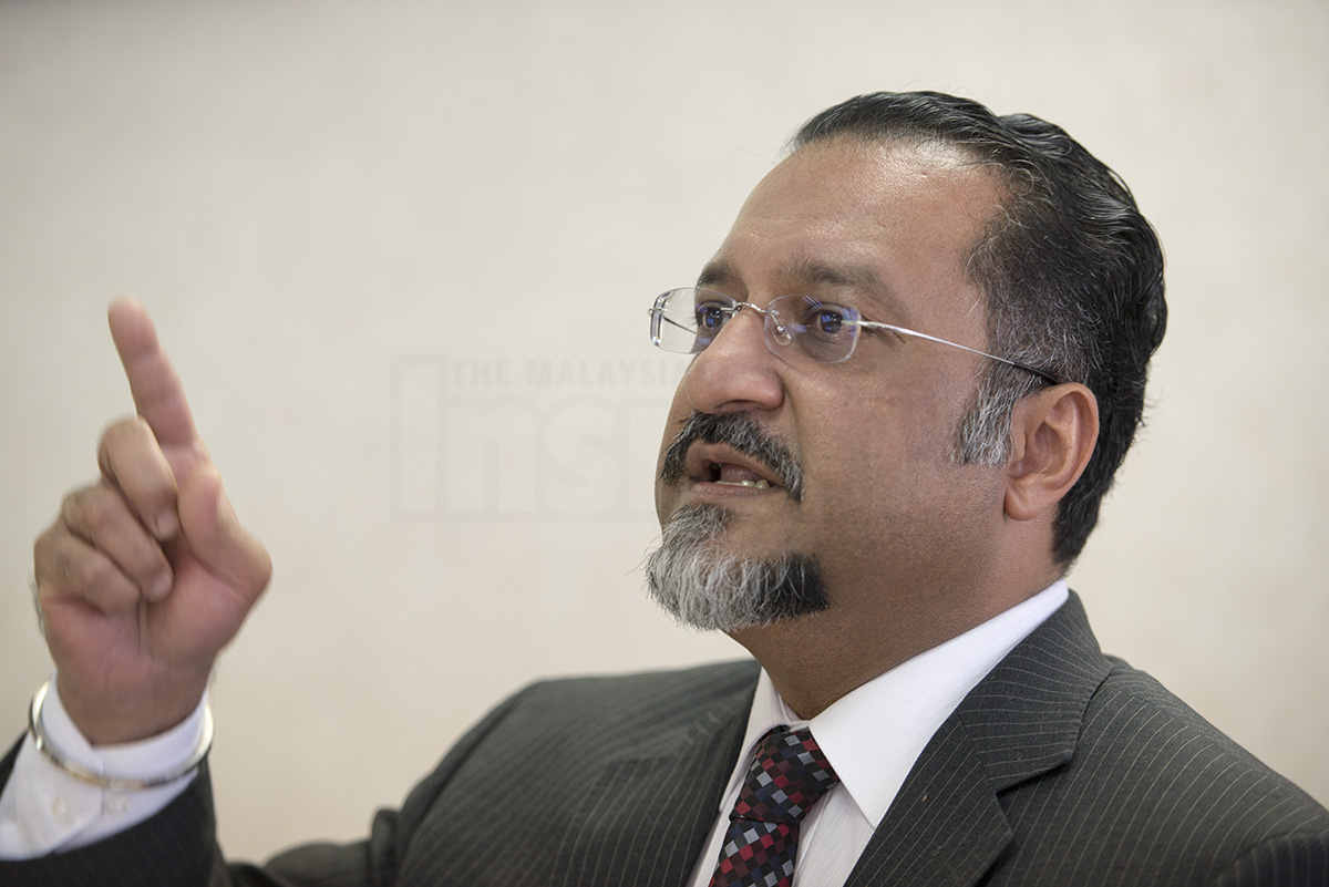 Penang exco Jagdeep Singh Deo is urging the five PKR assemblymen who abstained from voting against a land reclamation motion to apologise. – The Malaysian Insider file pic, November 24, 2015. 