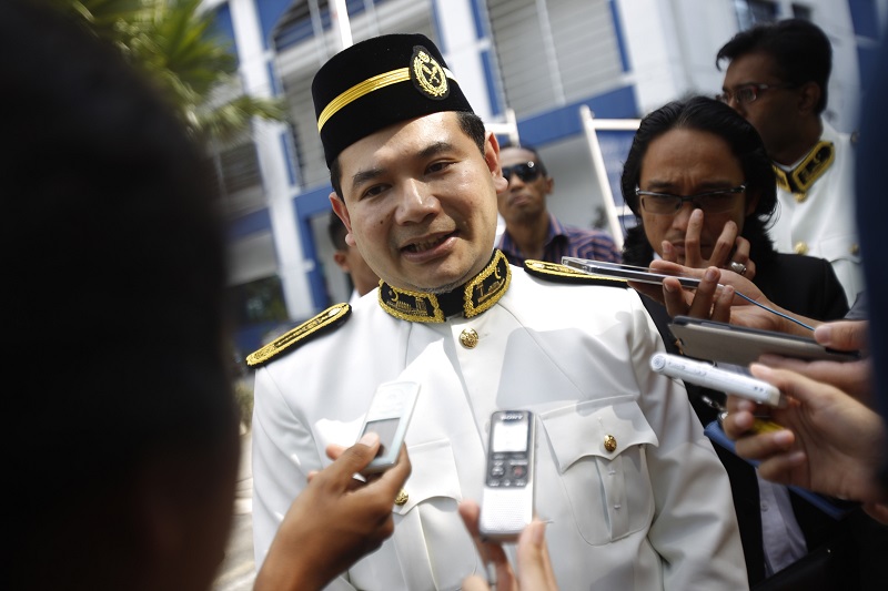 Police have questioned PKR's Rafizi Ramli over his allegations related to Lembaga Tabung Haji's negative reserves. – The Malaysian Insider Kamal Ariffin, March 7, 2016.