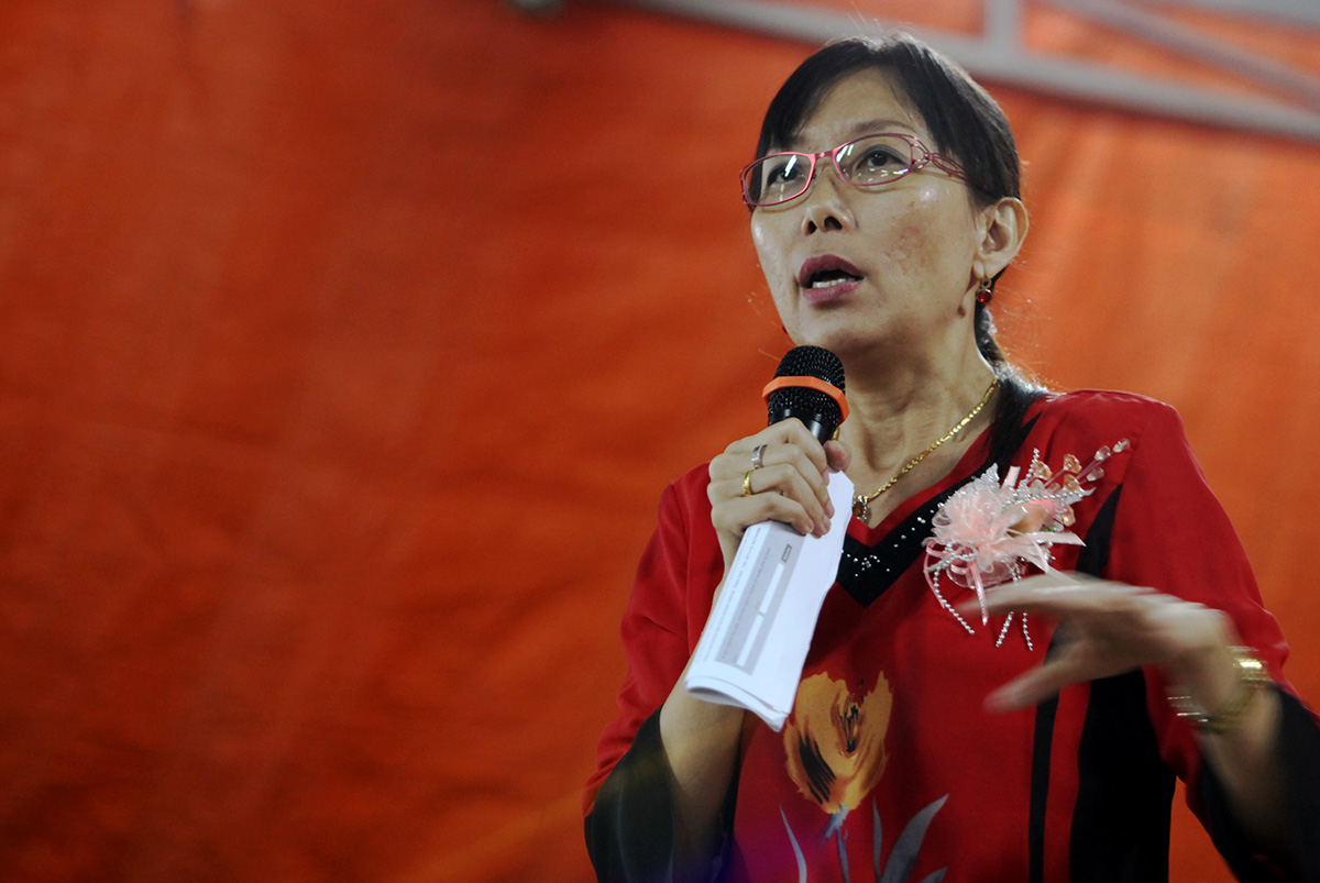 The Attorney-General’s Chambars has withdrew the sedition charge against DAP lawmaker Teresa Kok over her ‘Onederful Malaysia CNY 2014’ video.  Kok expressed gratitude but said she should not have been charged at all. – The Malaysian Insider file pic, November 20, 2015. 