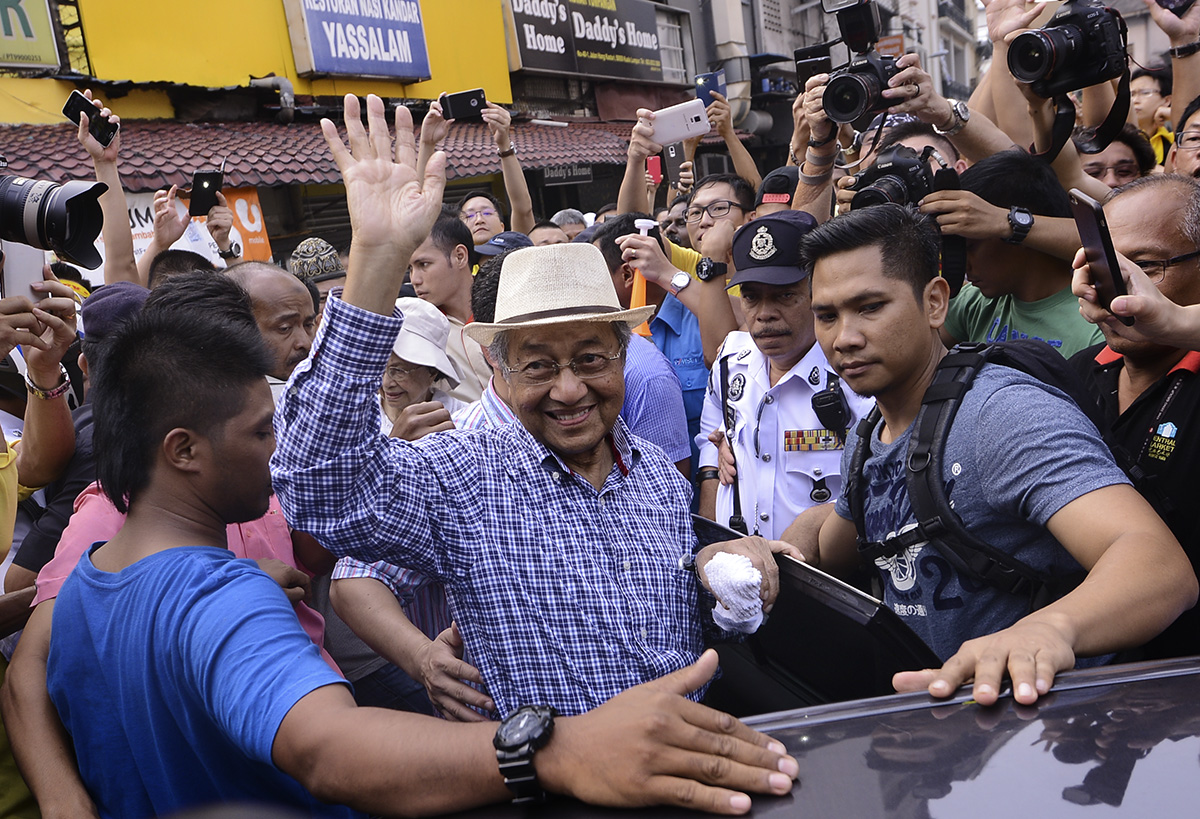 Former prime minister Tun Dr Mahathir Mohamad is under investigation over allegedly defamatory statements made at the Bersih 4 rally earlier this year. – The Malaysian Insider file pic, October 22, 2015.