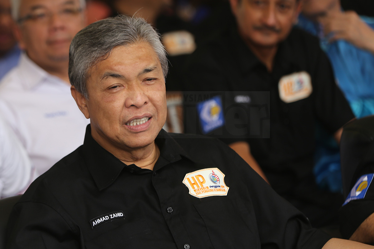 Home Minister Datuk Seri Ahmad Zahid Hamidi says there is a trend of serious and organised crimes declining after the Prevention of Crime Act was amended. – The Malaysian Insider file pic, November 18, 2015.