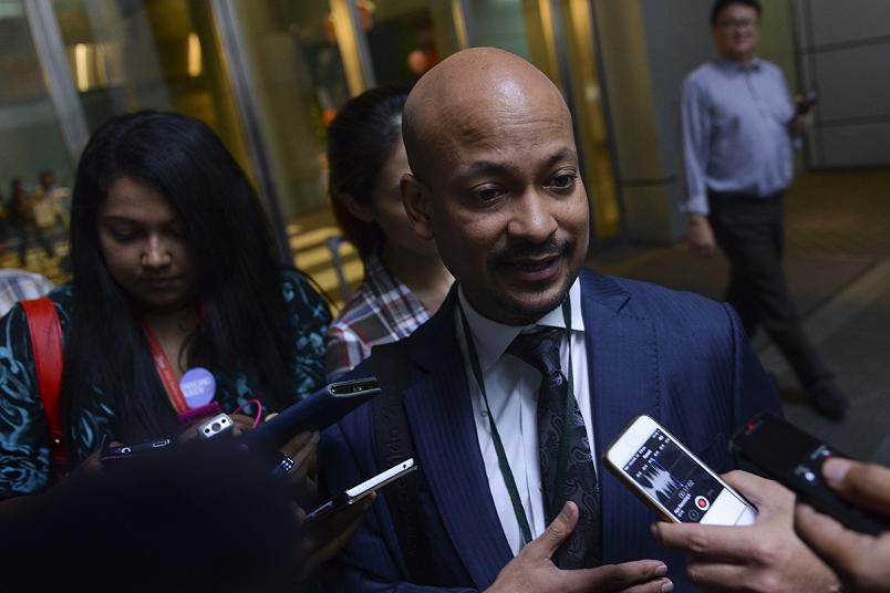 1MDB president Arul Kanda Kandasamy says reports on the company's wrongdoing were politically motivated to attack Datuk Seri Najib Razak. – The Malaysian Insider file pic, September 29, 2015.