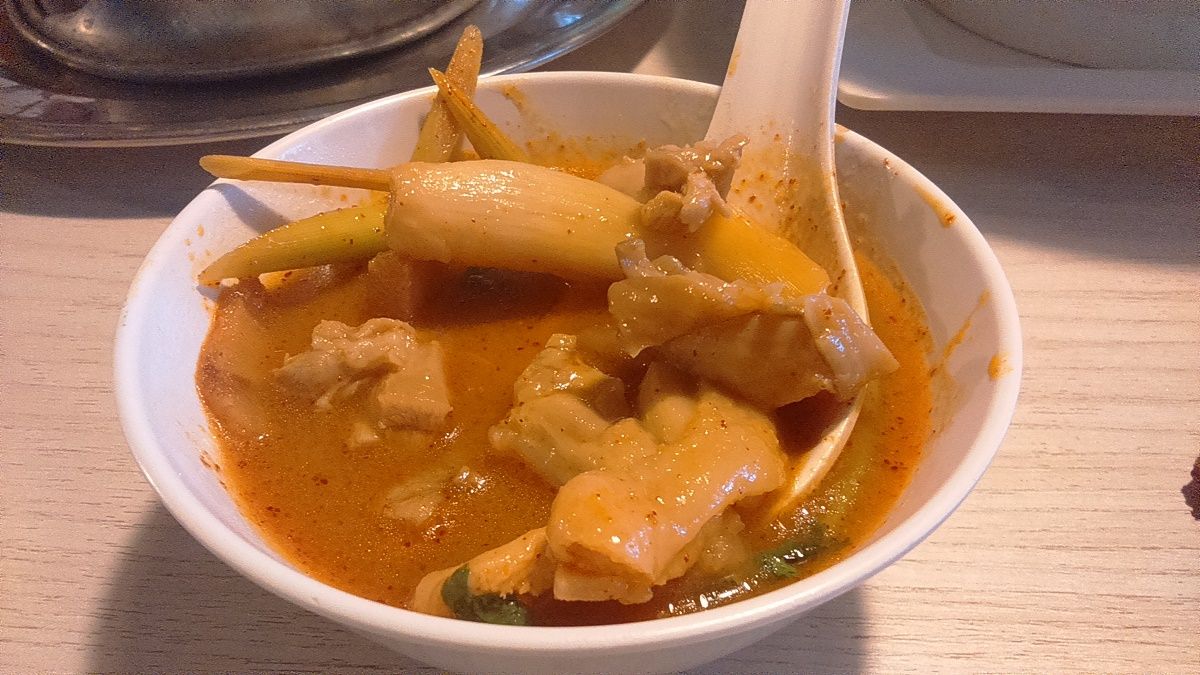 The tomyam chicken soup had just the right amount of spicy 'kick' to it, and we finished up every last drop of the slightly creamy soup. – The Malaysian Insider pic, October 12, 2015.