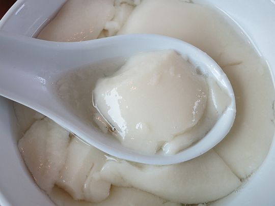 Silky smooth taufu fa – the pride of Ipoh. – Pic courtesy of Hungry Go Where, July 14, 2014.