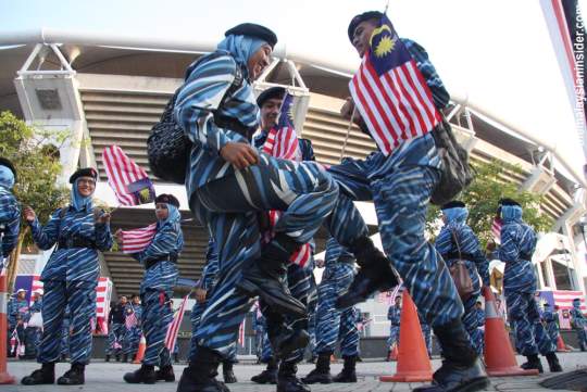 Defence Minister Datuk Seri Hishammuddin Hussein said National Service camp operators nationwide will continue to receive their salaries despite Prime Minister Datuk Seri Najib Razak announcing today that this year’s programme was deferred as part of Putrajaya’s national budget revision. – The Malaysian Insider file pic, January 20, 2015.