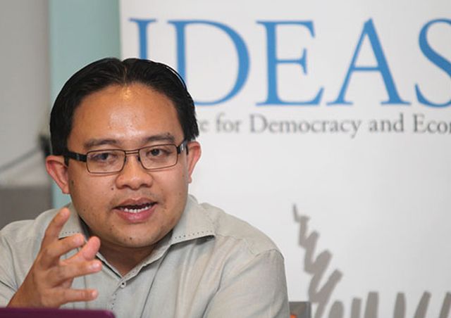 Institute for Democracy and Economic Affairs chief executive Wan Saiful Wan Jan says demanding for the resignation of elected officials is part of a healthy democracy and leaders from other countries have resigned mid-term. – The Malaysian Insider file pic, March 4, 2016.