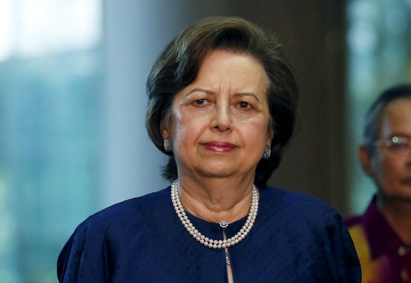 PAS menggesa pengganti Tan Sri Zeti Akhtar Aziz tidak dilantik di kalangan mereka terlibat politik dan pernah berkhidmat dengan Kabinet agar tidak menjejaskan integriti dan nama baik Bank Negara. – Gambar fail The Malaysian Insider, 12 Mac, 2016.