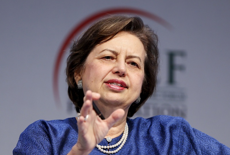 Tan Sri Dr Zeti Akhtar Aziz berkata Bank Negara Malaysia menerusi pemantauan dan pengawasan, perlu mempelbagaikan rizabnya dalam Asean. – Gambar  fail The Malaysian Insider, 11 Mac, 2016.